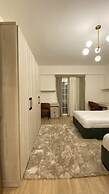 White Palace Motel EG
