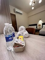 White Palace Motel EG