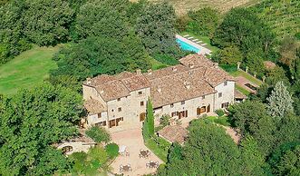 Borgo il Poeta