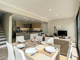 Solarium Villa by Atlantic Holiday