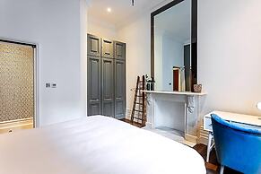 Notting Hill Charm: Central 2-bed Gem