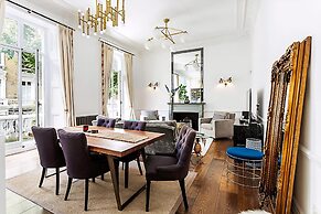 Notting Hill Charm: Central 2-bed Gem