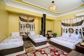 Bella Casa pyramids inn