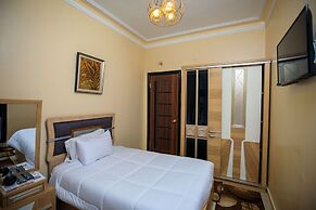 Bella Casa pyramids inn