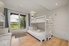 Alpine Chalet - RVMT