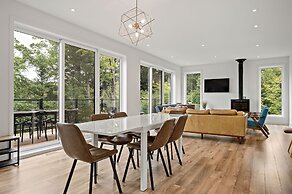 Alpine Chalet - RVMT