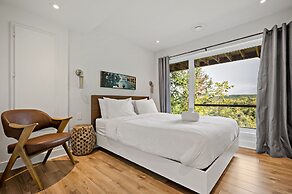 Alpine Chalet - RVMT