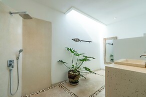 The Saya House Villa by Betterplace