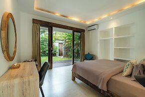 The Saya House Villa by Betterplace