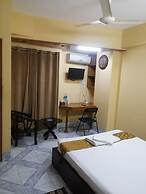 Maple Crest Service Apartment
