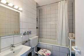 Cozy Neuss Apartment With Modern Amenities