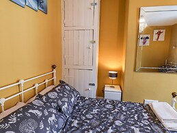 24 Trafalgar Road