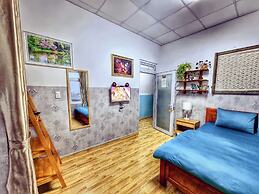Mây's House
