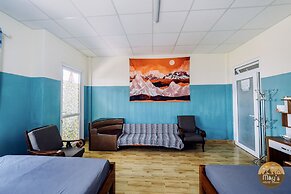 Mây's House