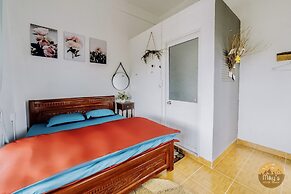 Mây's House