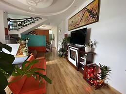 Mây's House