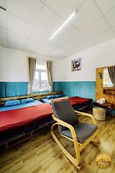 Mây's House