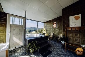 Mây's House