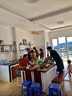 Mây's House
