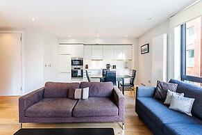 Wonderful Holborn Apartment