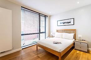 Wonderful Holborn Apartment