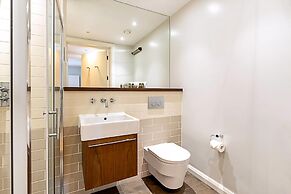 Wonderful Holborn Apartment
