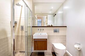 Wonderful Holborn Apartment