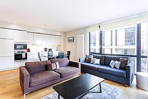 Wonderful Holborn Apartment