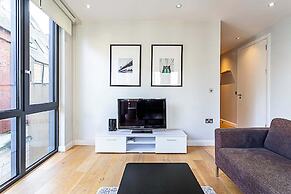 Wonderful Holborn Apartment