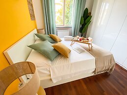GIALLOMANGO Apt in Lucca