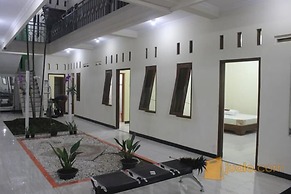 Nadamax Solo Guest House