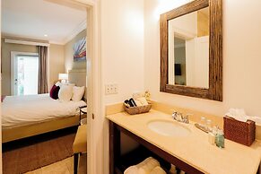 The Rock House Hotel