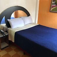 Hotel Mayestic
