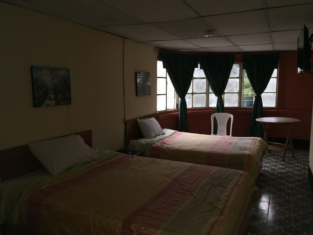 Hotel Mayestic
