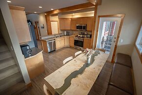 The Super Condo by Simply Kimberley