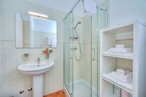 Aparthotel Arona