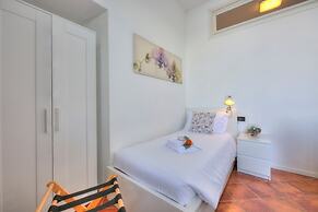 Aparthotel Arona