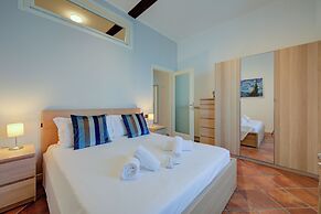 Aparthotel Arona