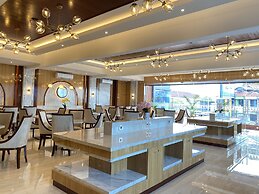 City of Aventus Hotel - Denpasar