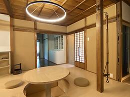 EXP. Co-Onsen