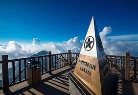 Central Sapa March Hotel
