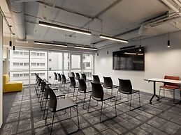 Ibis Kyiv Beresteiska