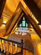 Eloi Suit Bungalov