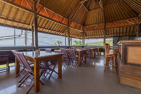 Manta Cottages with Sea View