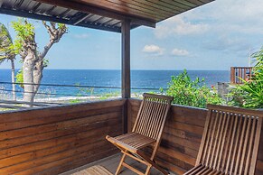 Manta Cottages with Sea View