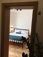 Grand Boutique Hotel