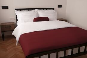 Grand Boutique Hotel