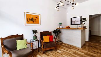 Grand Boutique Hotel