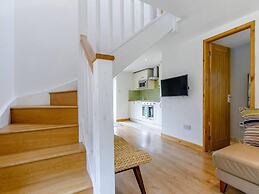 Charming 2-bed Cottage, Beautiful Views, Knutsford