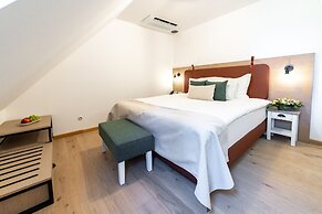 Czakó Bed & Breakfast